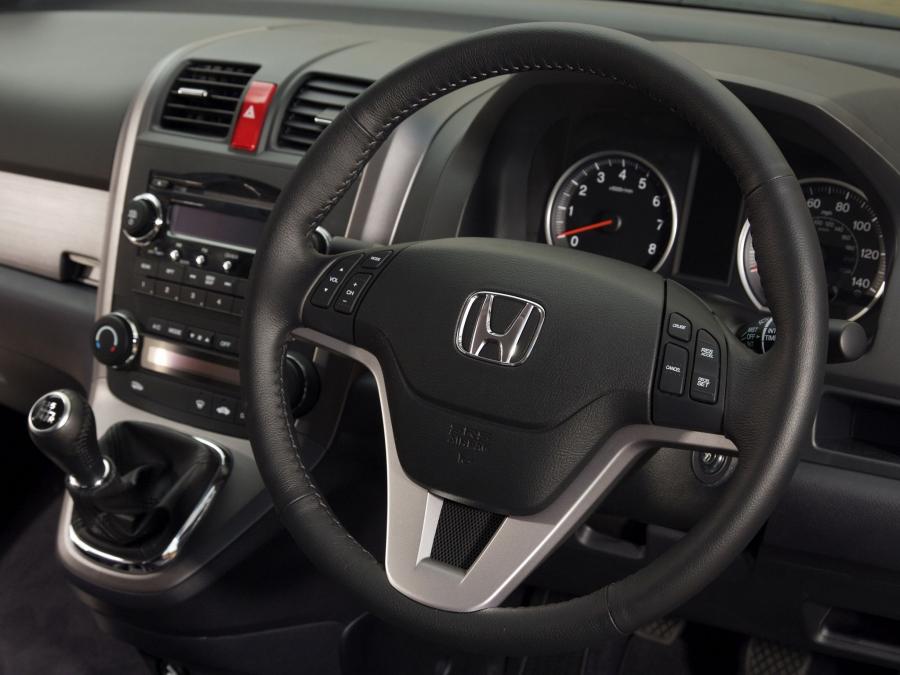  Honda CR-V RE 2009 года  (UK) (фото 22 из 41)
